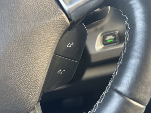 Used 2020 Chevrolet Camaro LT w/ RS Package image 28