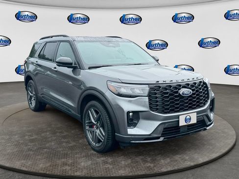 New 2026 Ford Explorer ST-Line w/ ST-Line Street Pack AWD/4WD image 7