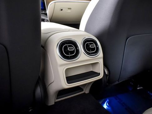 Certified 2025 Mercedes-Benz C 300 Sedan image 36