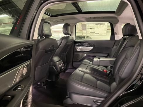 New 2026 Lincoln Nautilus Reserve AWD/4WD image 16