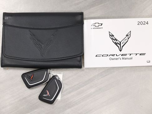 Used 2024 Chevrolet Corvette Stingray Preferred Cpe w/ 2LT image 5