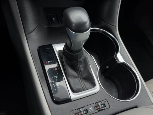 Used 2015 Toyota Highlander Limited Platinum image 15