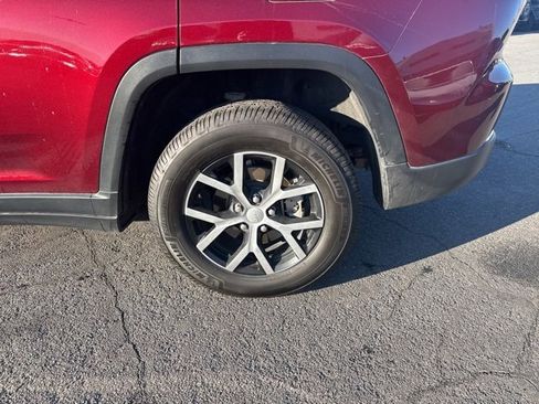 Used 2023 Jeep Grand Cherokee Limited w/ Trailer Tow Prep Group (B) image 5