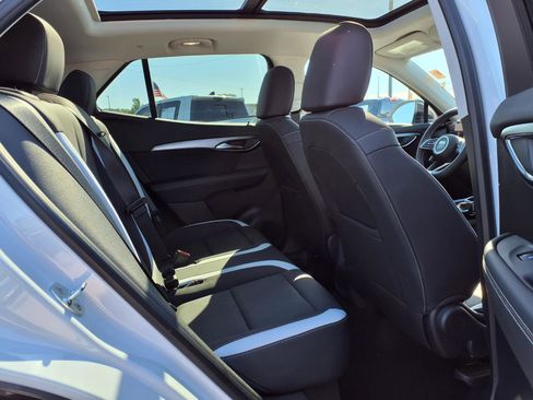 Used 2025 Buick Envision Sport Touring AWD/4WD image 27