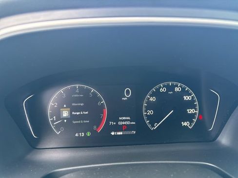 Used 2025 Honda Pilot Touring image 27
