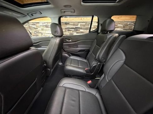 Used 2022 GMC Acadia SLT w/ Elevation Edition AWD/4WD image 32