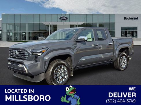 Used 2024 Toyota Tacoma Limited image 1