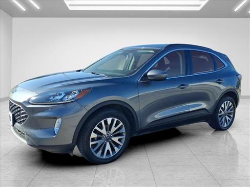 Used 2022 Ford Escape Titanium AWD/4WD image 5