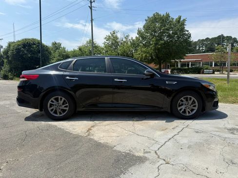 Used 2020 Kia Optima LX FWD image 5