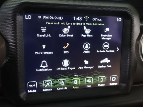 Used 2023 Jeep Gladiator Overland w/ Cold Weather Group AWD/4WD image 42