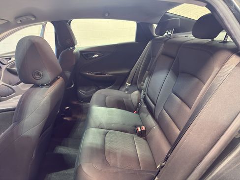 Used 2016 Chevrolet Malibu LT image 27