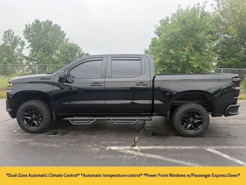 Used 2021 Chevrolet Silverado 1500 LT Trail Boss w/ Convenience Package II AWD/4WD image 12
