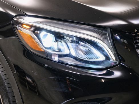 Certified 2019 Mercedes-Benz GLC 43 AMG 4MATIC image 14
