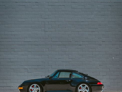 Used 1998 Porsche 911 Carrera S RWD image 6