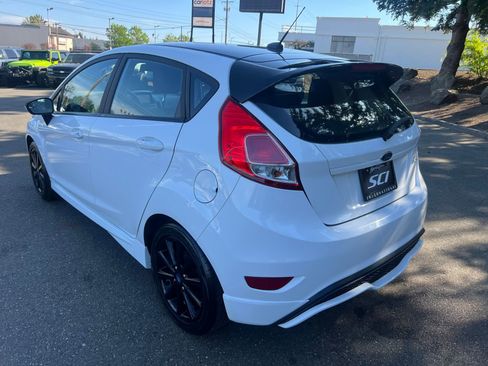 Used 2019 Ford Fiesta ST-Line w/ ST Line Cold Weather Package FWD image 8