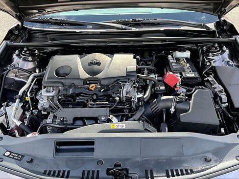 Used 2020 Toyota Camry LE FWD image 22
