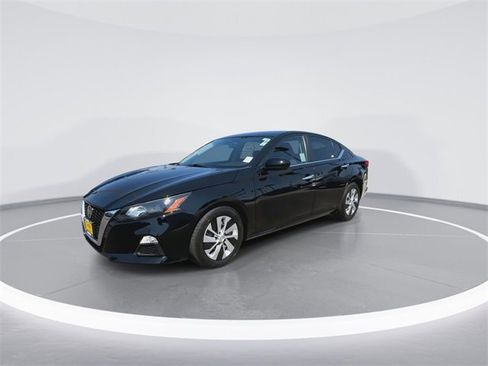 Used 2022 Nissan Altima 2.5 S image 4