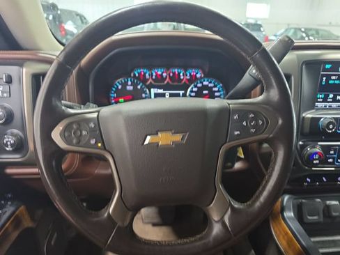 Used 2016 Chevrolet Silverado 1500 High Country w/ High Country Premium Package AWD/4WD image 13