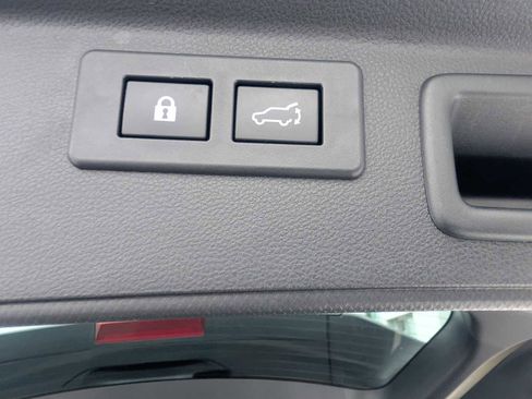 Certified 2023 Subaru Forester Limited image 27