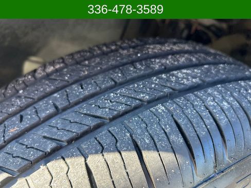 Used 2023 Kia Sportage EX image 25