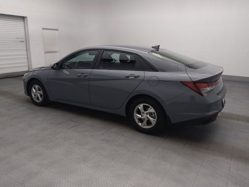 Used 2023 Hyundai Elantra SE FWD image 3