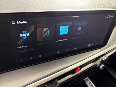 Used 2024 Kia Sorento S FWD image 36