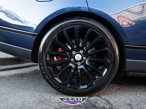 Used 2017 Land Rover Range Rover Long Wheelbase Autobiography image 12