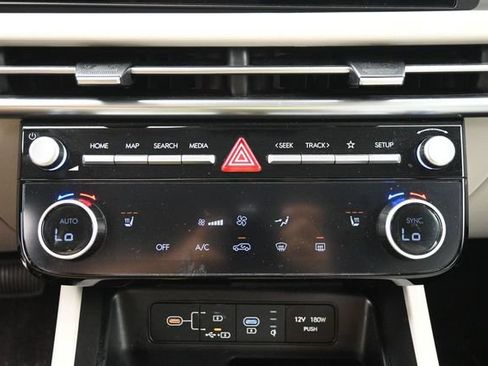 Used 2025 Hyundai Tucson SEL AWD/4WD image 21