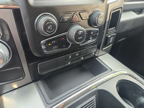 Used 2017 RAM 1500 Sport RWD image 22