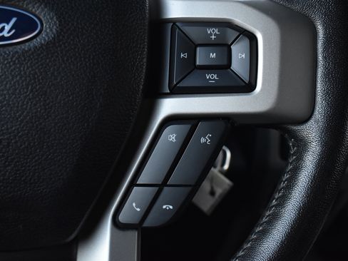 Used 2019 Ford F250 Lariat w/ Lariat Value Package image 23