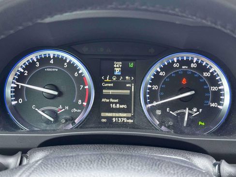 Used 2015 Toyota Highlander Limited Platinum image 28