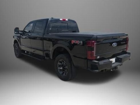Used 2023 Ford F250 Lariat w/ Lariat Ultimate Package AWD/4WD image 7