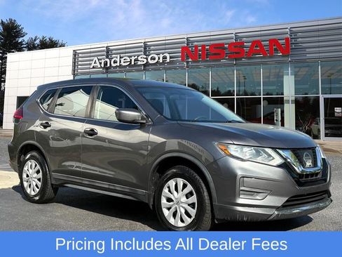 Used 2017 Nissan Rogue S AWD/4WD image 1