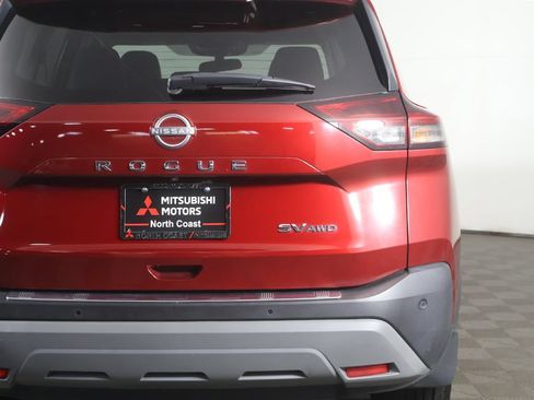 Used 2023 Nissan Rogue SV w/ SV Premium Package AWD/4WD image 15
