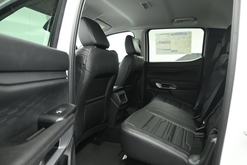 New 2026 Ford Ranger Lariat w/ FX4 Off-Road Package AWD/4WD image 17