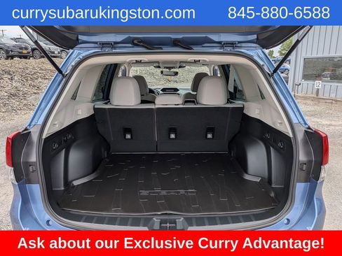 Used 2024 Subaru Forester AWD/4WD image 5