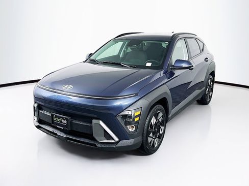 Used 2025 Hyundai Kona SEL FWD image 3