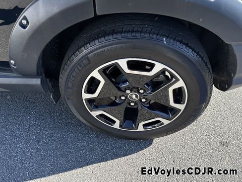 Used 2021 Ford Bronco Sport Outer Banks w/ Outer Banks Package (96D) image 24