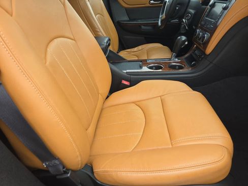 Used 2014 Chevrolet Traverse LTZ w/ LPO, 'HIT The Road' Package image 22