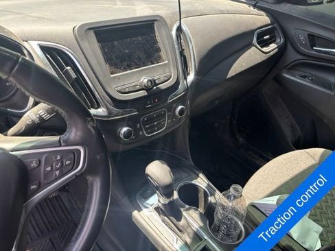 Used 2022 Chevrolet Equinox LT AWD/4WD image 11
