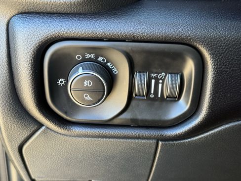 Used 2021 RAM 2500 Laramie image 25