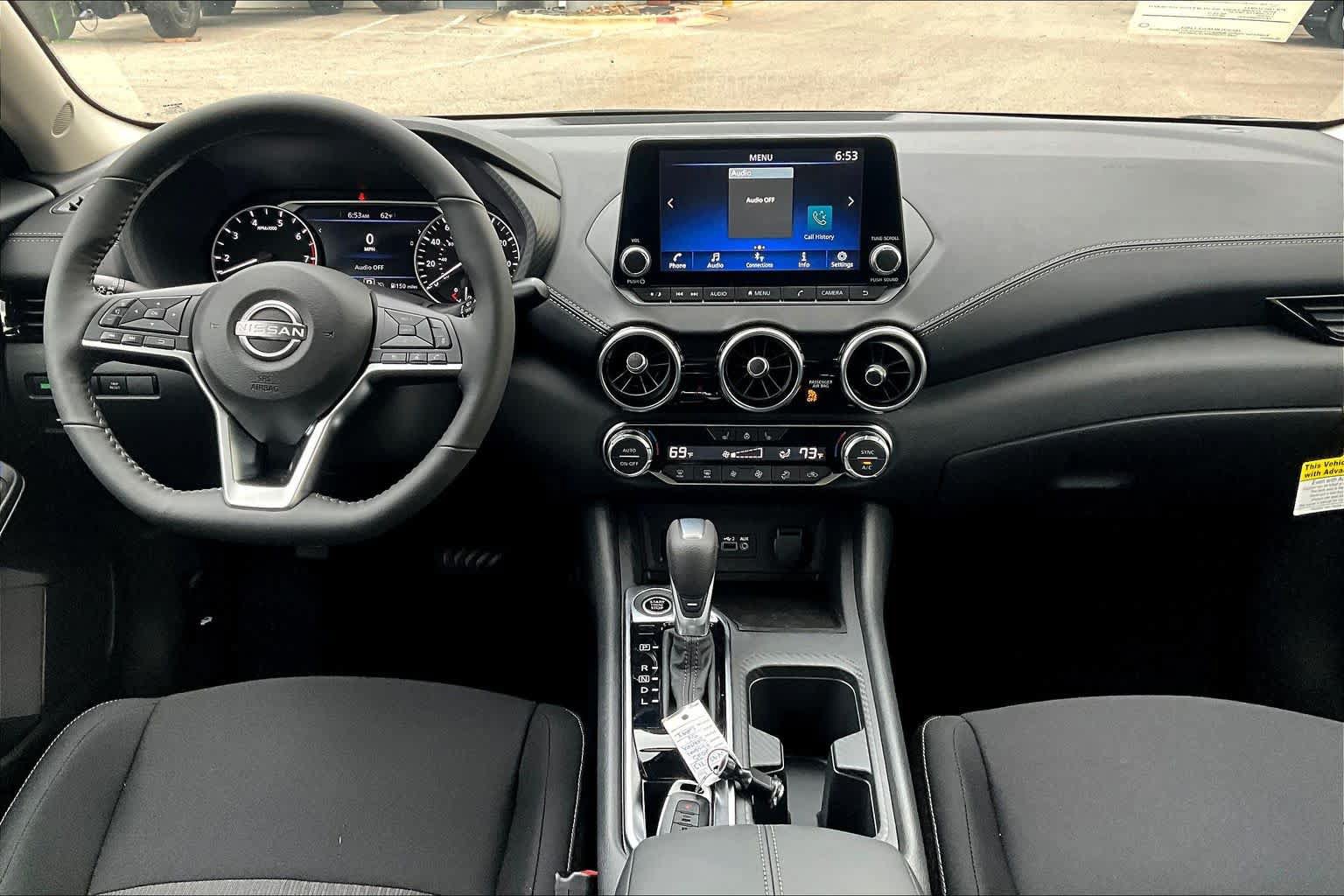 Used 2025 Nissan Sentra SV w/ All-Weather Package FWD image 5
