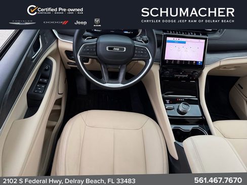 Used 2022 Jeep Grand Cherokee L Limited AWD/4WD image 14