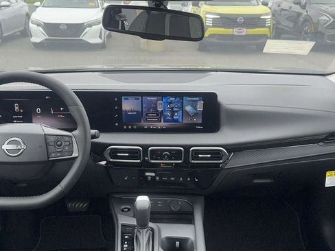 New 2026 Nissan Sentra SV FWD image 32
