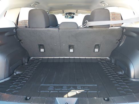 Used 2023 Subaru Crosstrek 2.0i image 12