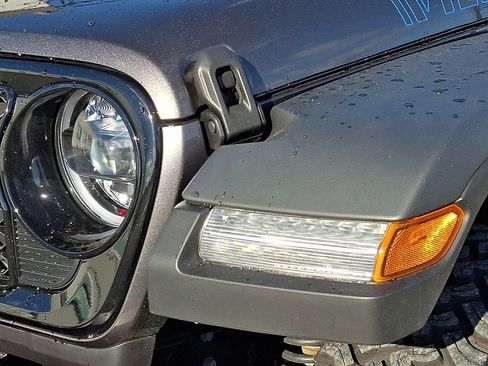 Used 2025 Jeep Wrangler Willys 4xe image 11