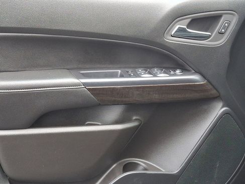 Used 2022 GMC Canyon Elevation w/ Elevation Premium Package image 13