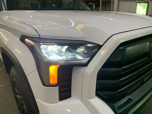 New 2026 Toyota Tundra SR5 AWD/4WD image 32