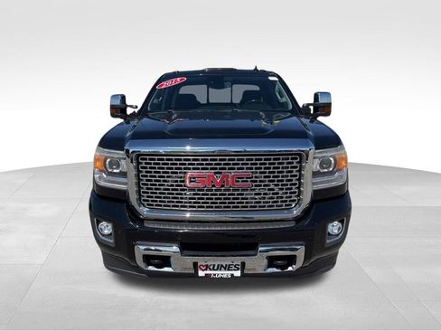 Used 2015 GMC Sierra 3500 Denali w/ Duramax Plus Package AWD/4WD image 2