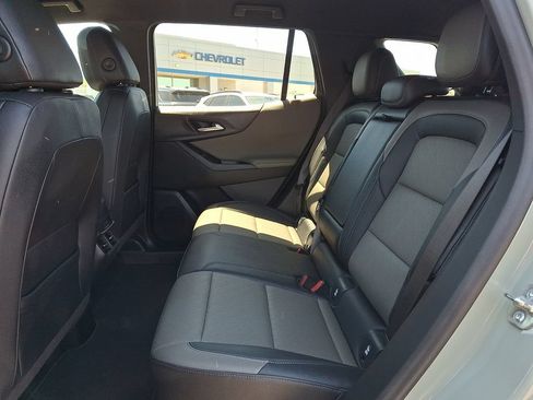 Used 2025 Chevrolet Equinox LT w/ Convenience Package II AWD/4WD image 14